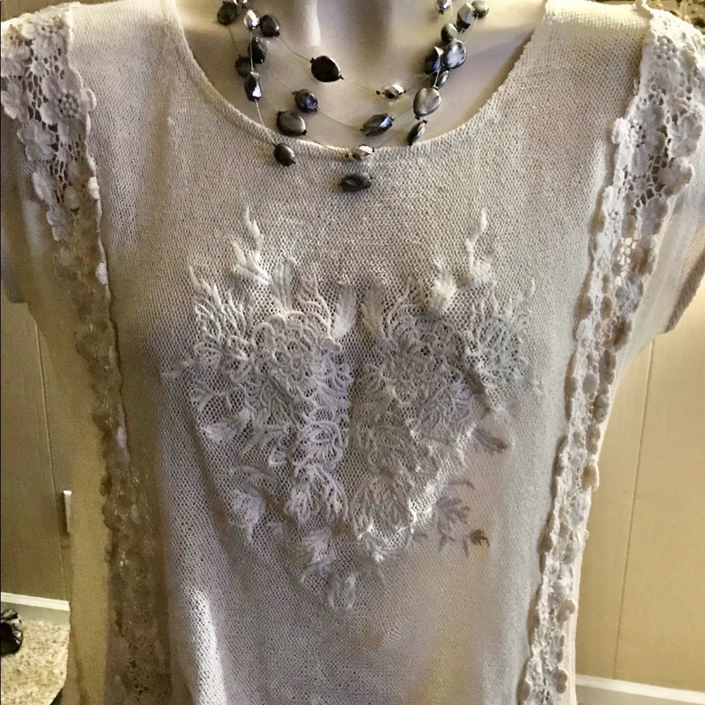 💥Blu Pepper, lace, embroidered blouse